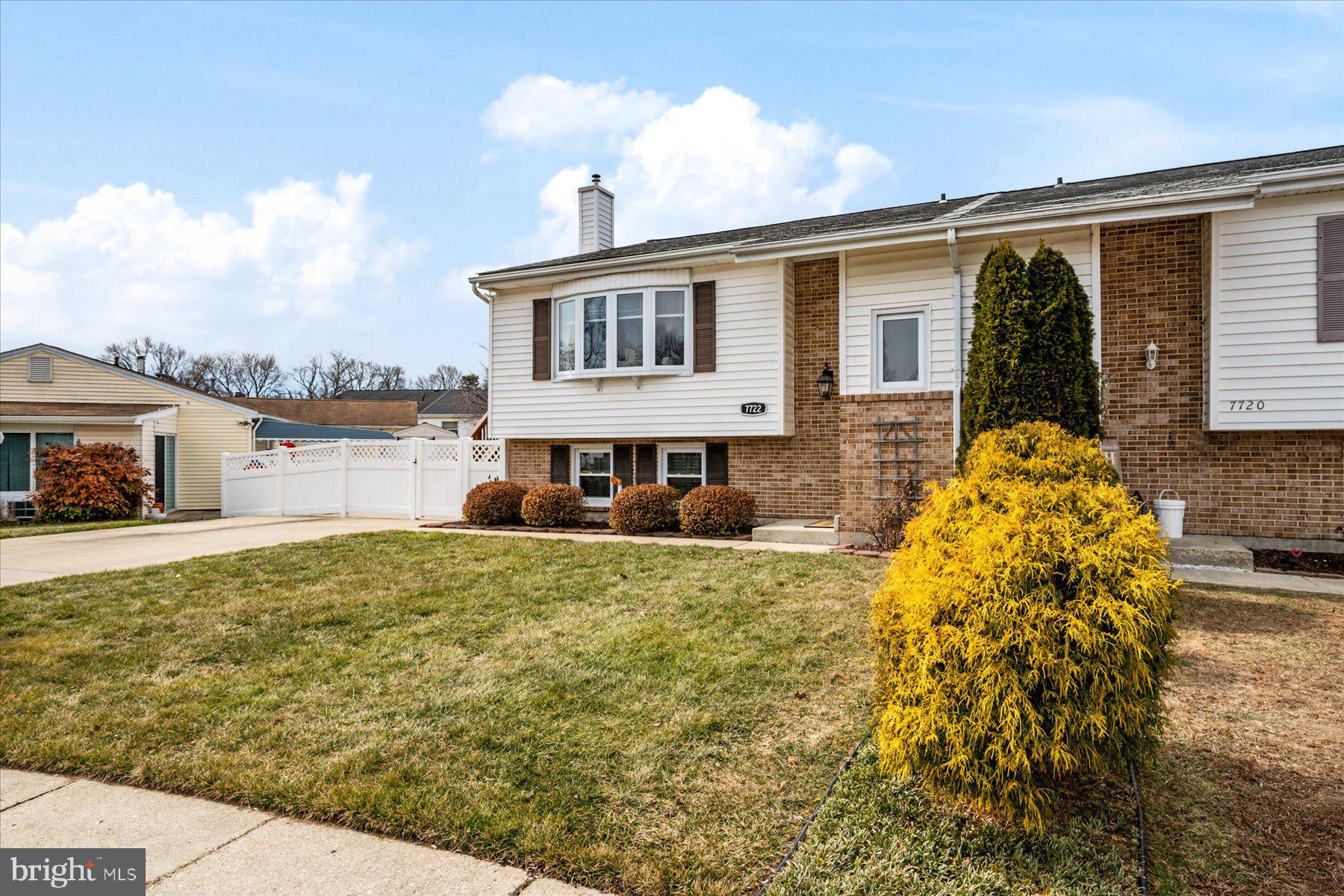 QUEENS PARK - Residential