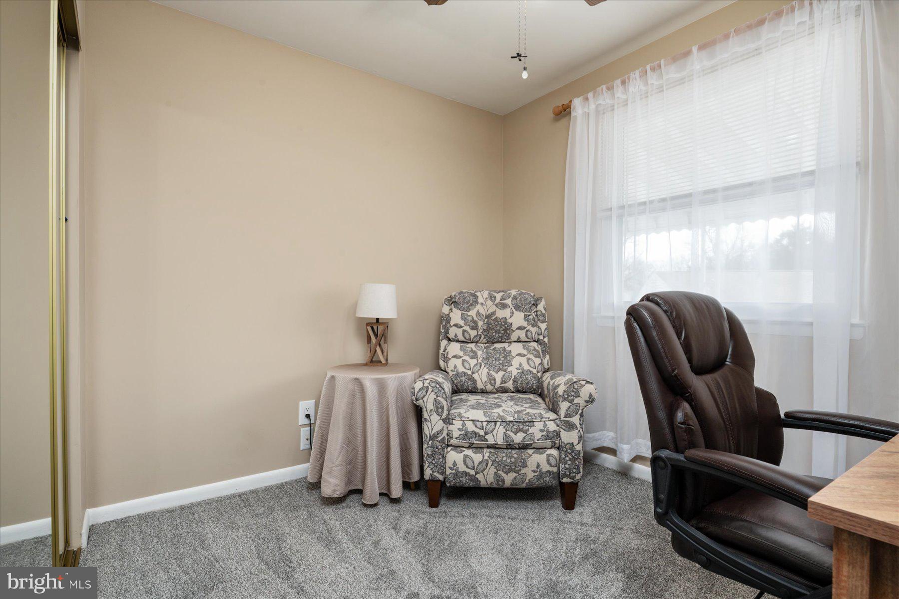 QUEENS PARK - Residential