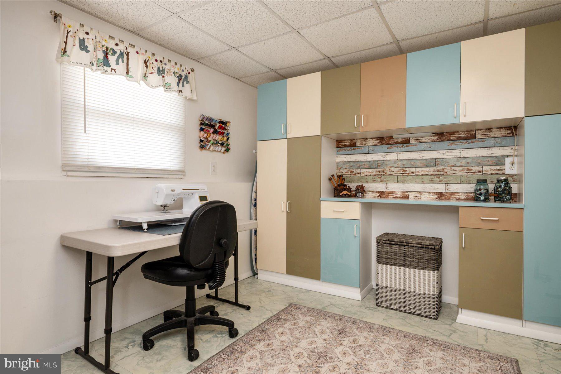 QUEENS PARK - Residential