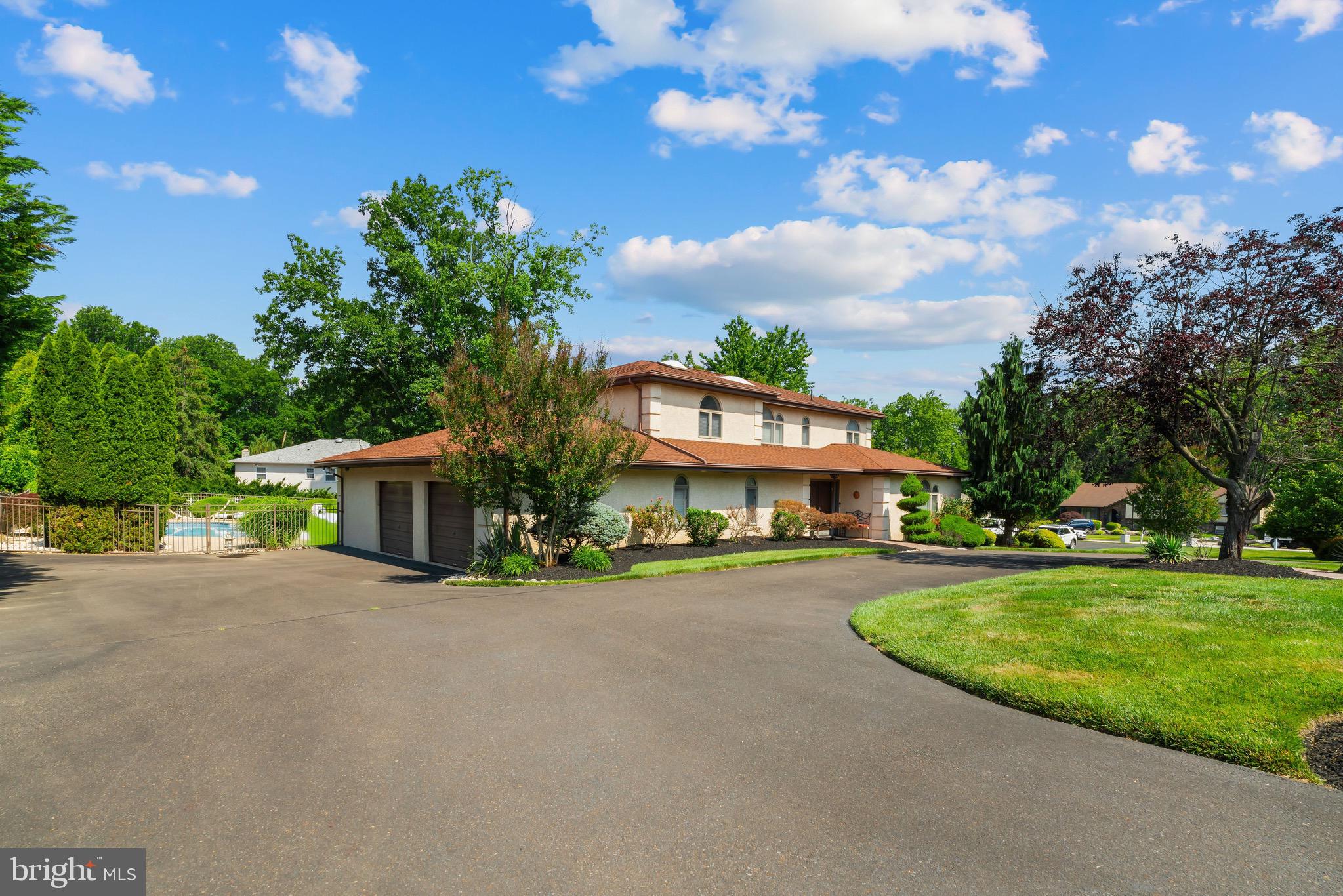 3843 LOOP ROAD