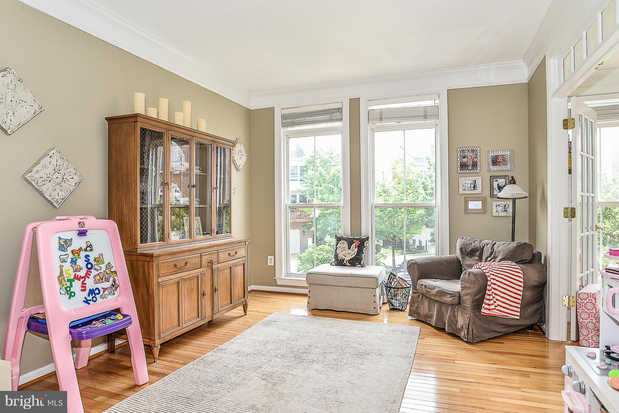 CAMERON STATION - Residential