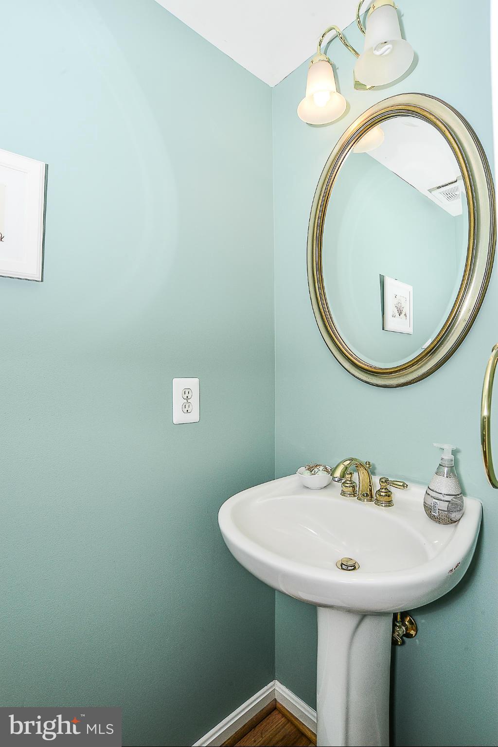 CAMERON STATION - Residential