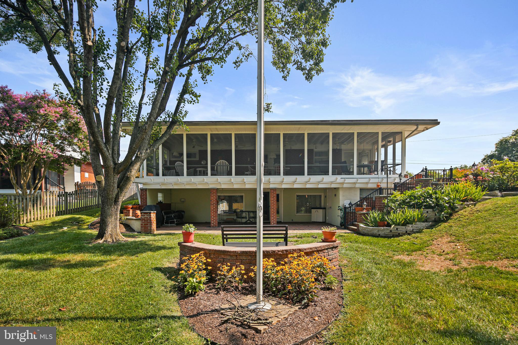 DARLEIGH MANOR - Residential