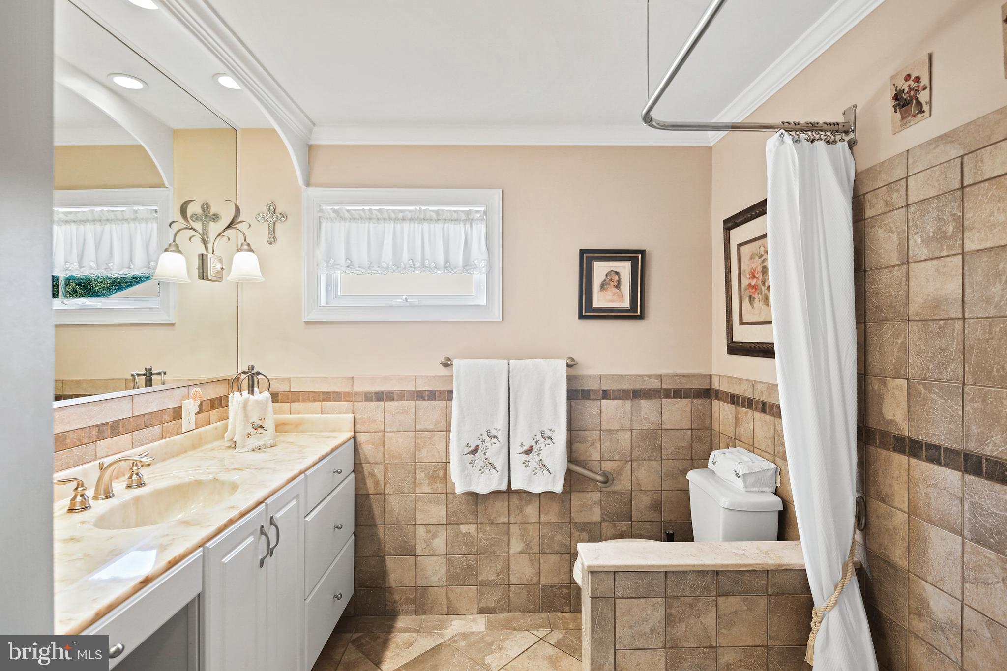 DARLEIGH MANOR - Residential