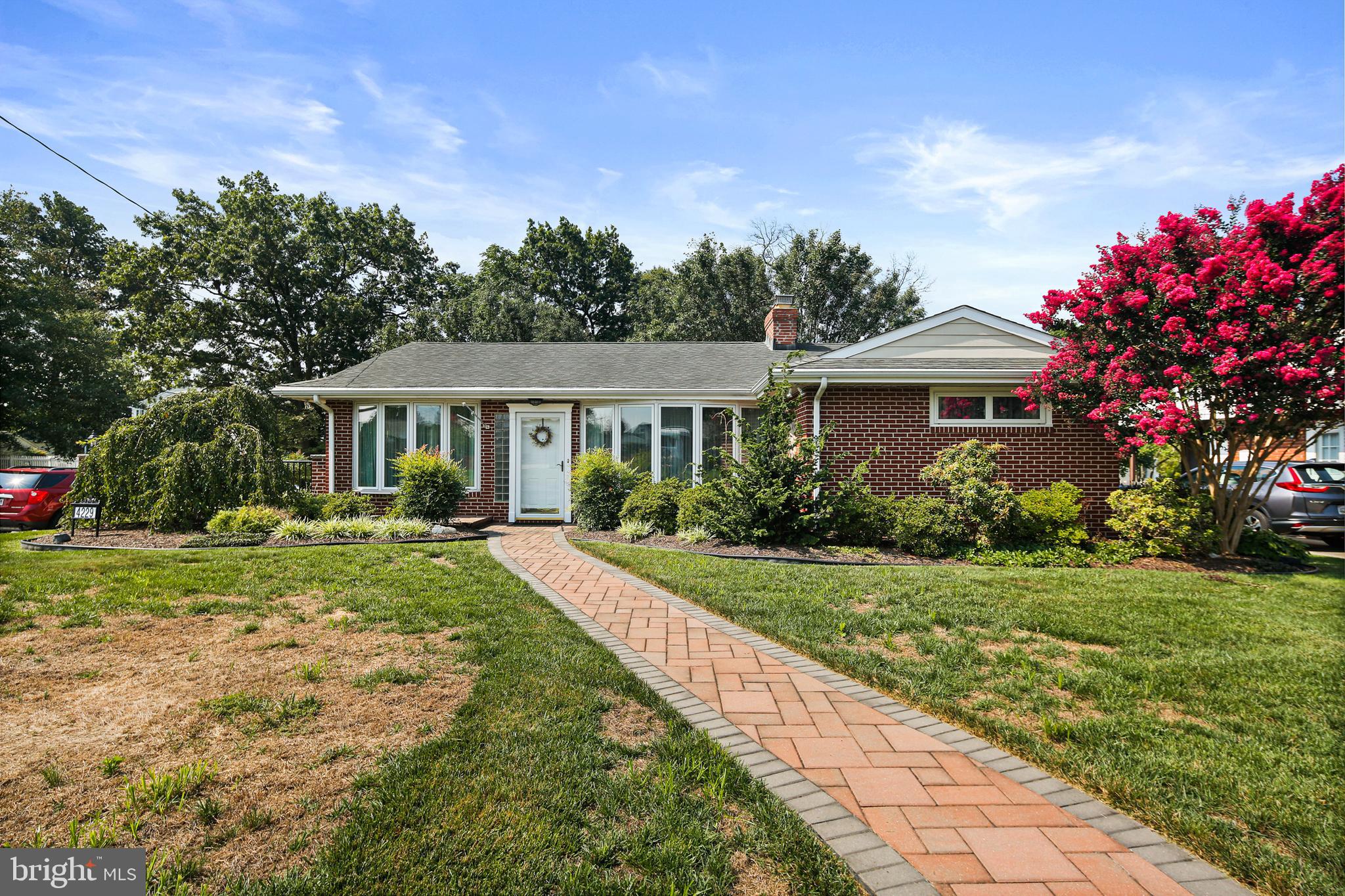 DARLEIGH MANOR - Residential