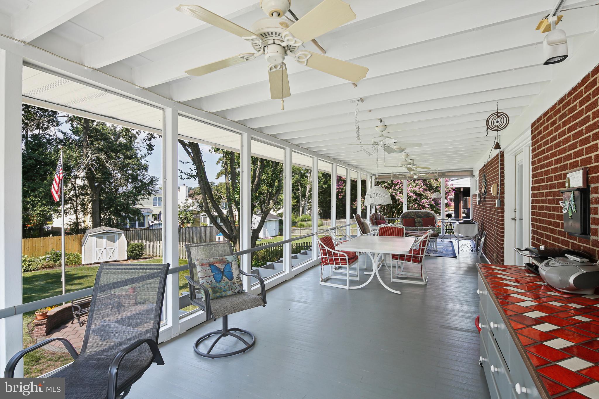 DARLEIGH MANOR - Residential