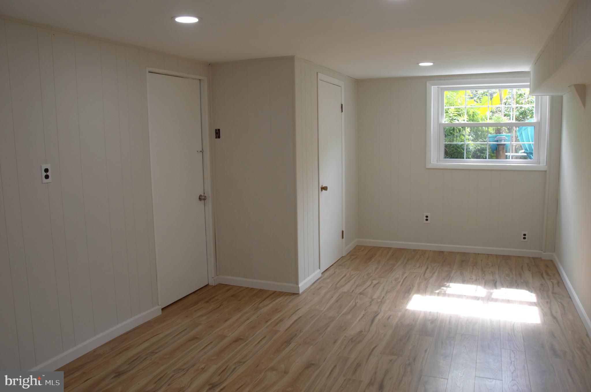 NORTH SPRINGFIELD - Residential Lease