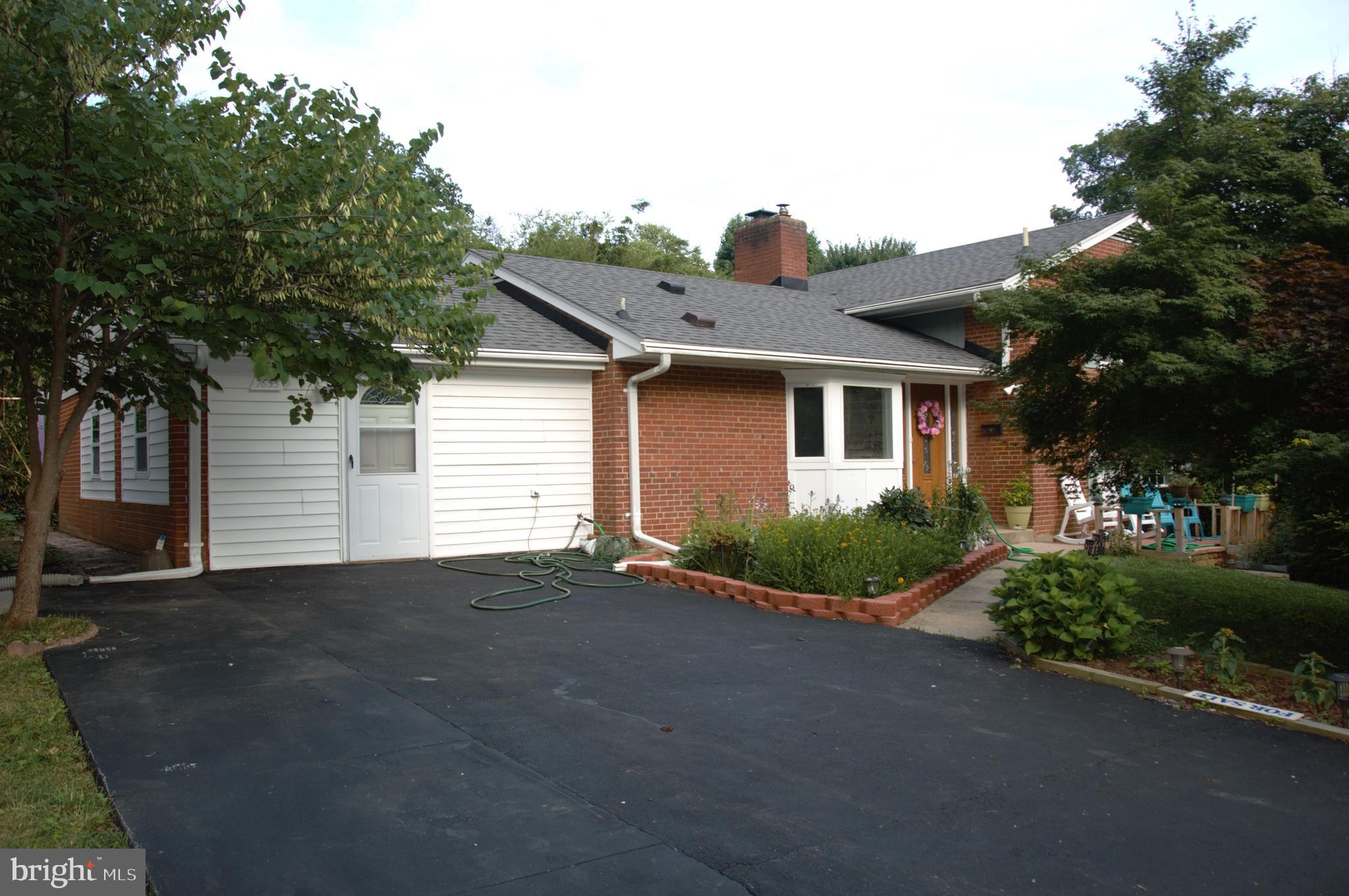 NORTH SPRINGFIELD - Residential Lease
