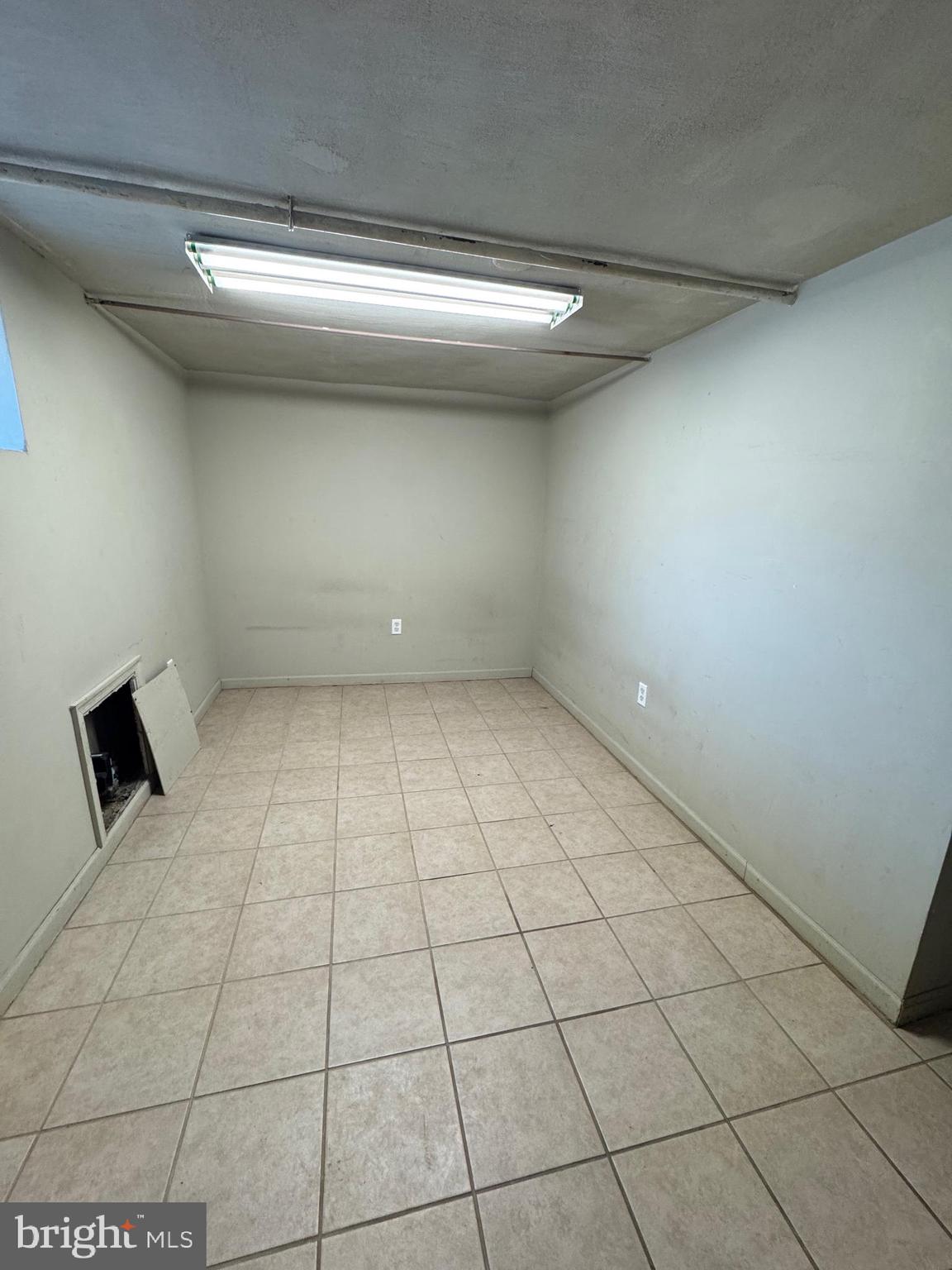 PHILADELPHIA (NORTHWEST) - Residential