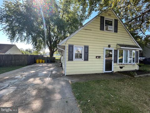 Photo of 32 Farrell Avenue, TRENTON, NJ 08618 (MLS # NJME2066312)
