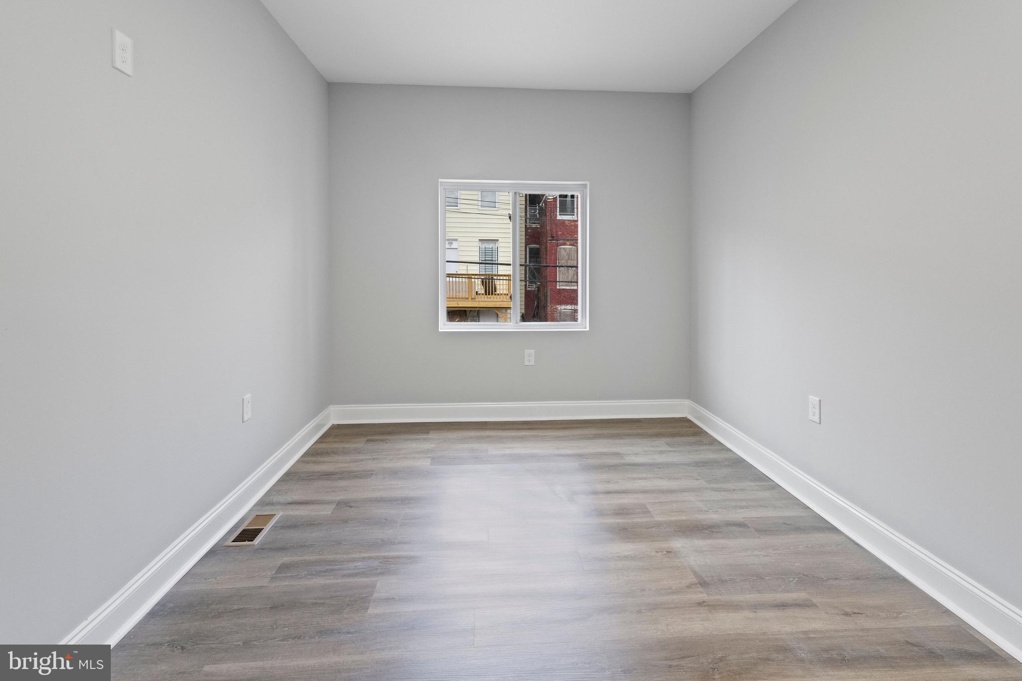 SHIPLEY HILL - Residential