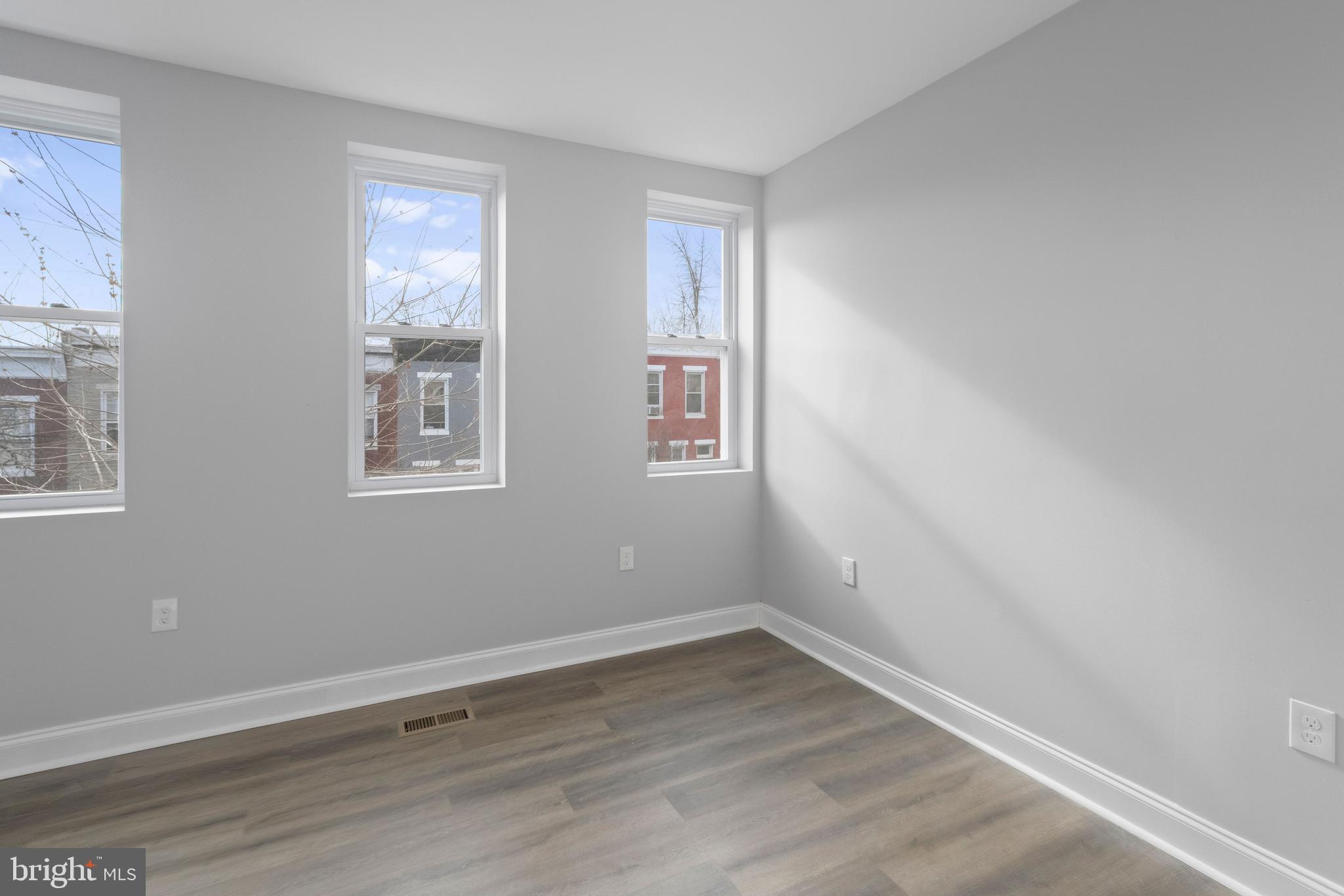 SHIPLEY HILL - Residential