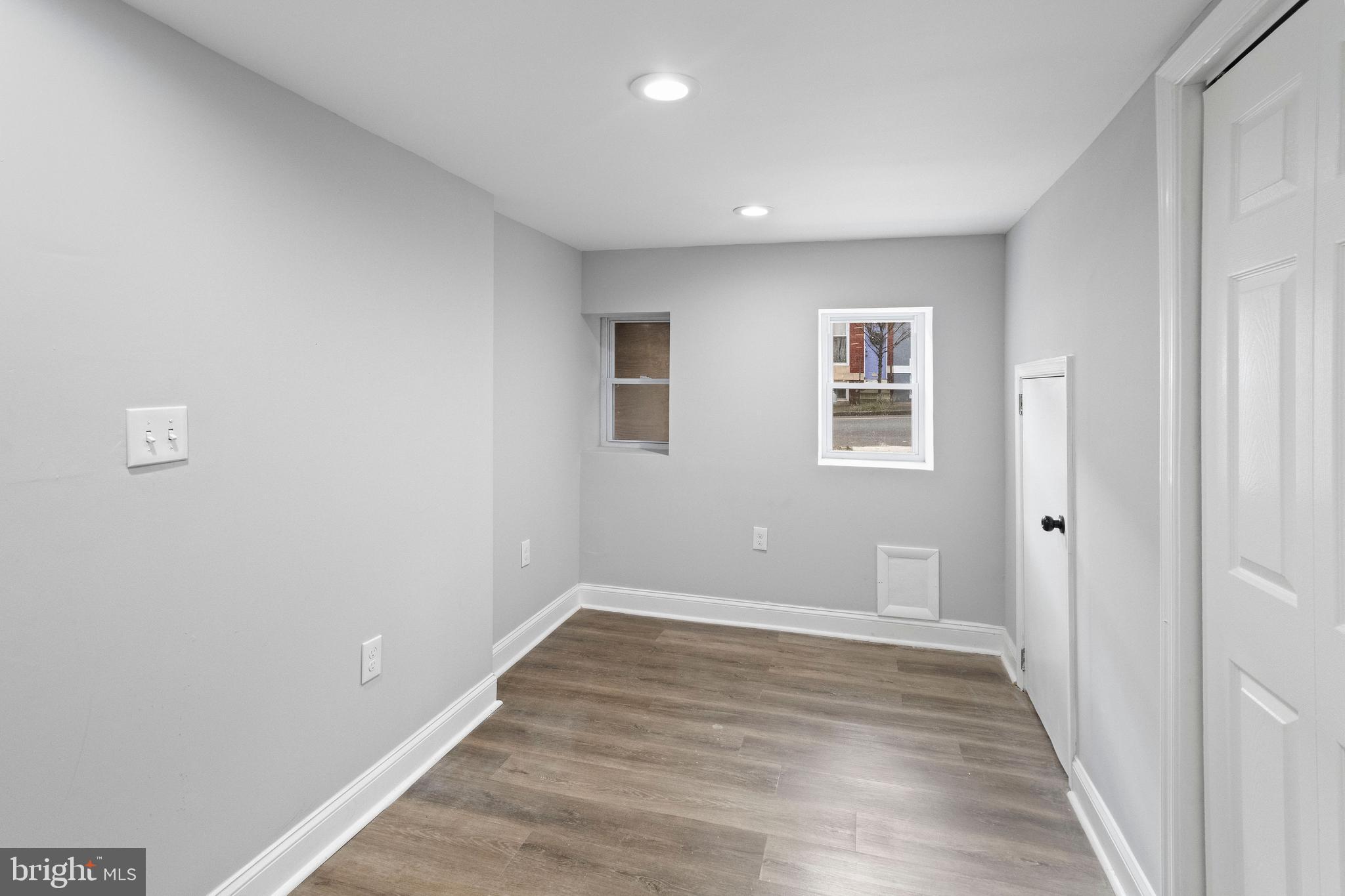 SHIPLEY HILL - Residential