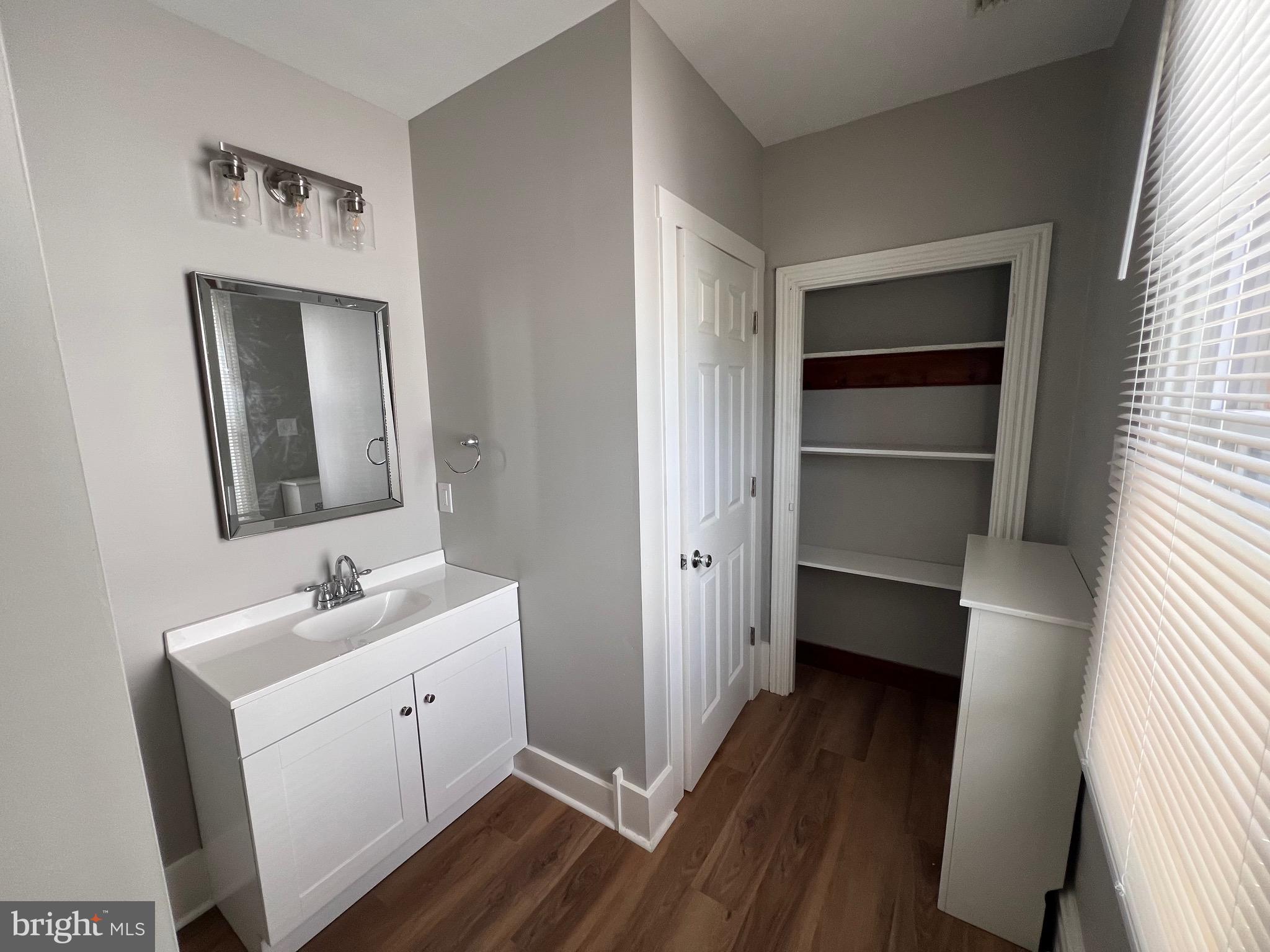 AMBLER - Residential Lease