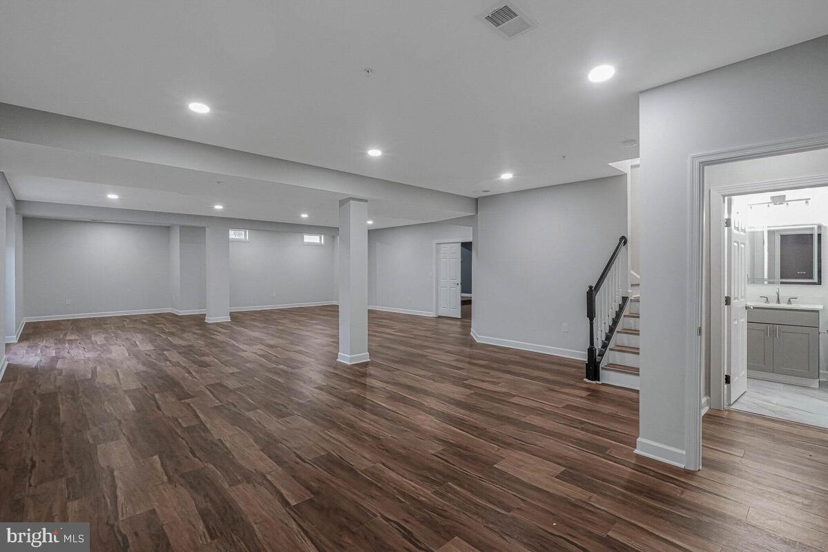 AUTUMN HILLS - Residential