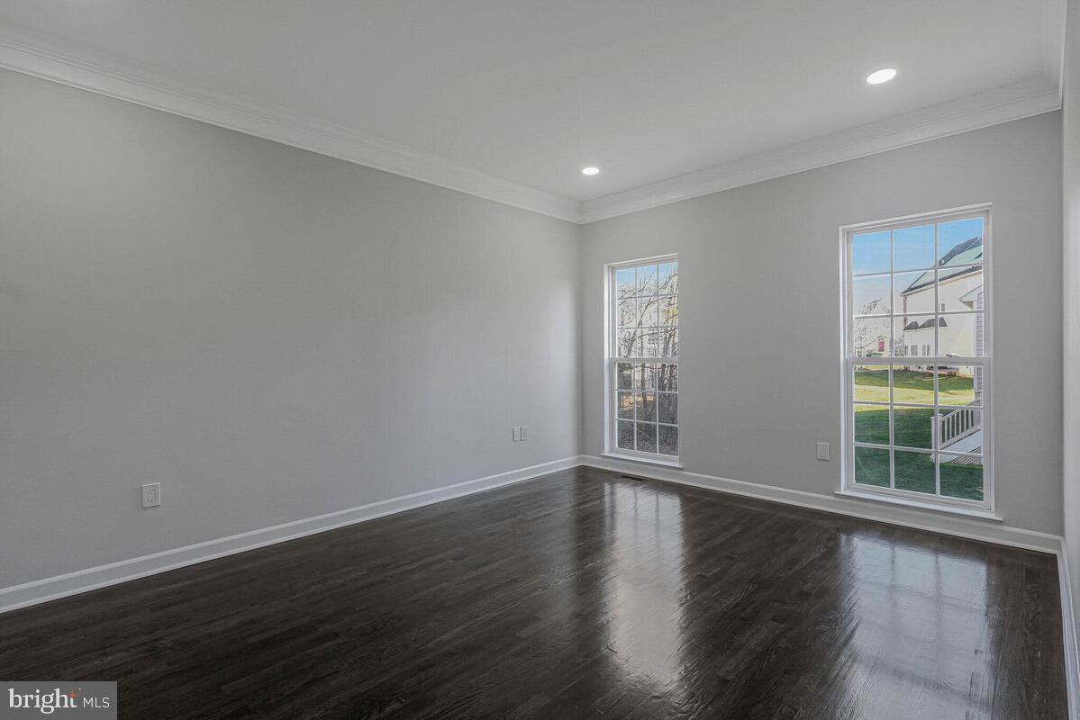 AUTUMN HILLS - Residential