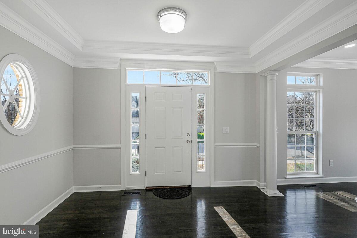 10818 CONSTITUTION DRIVE