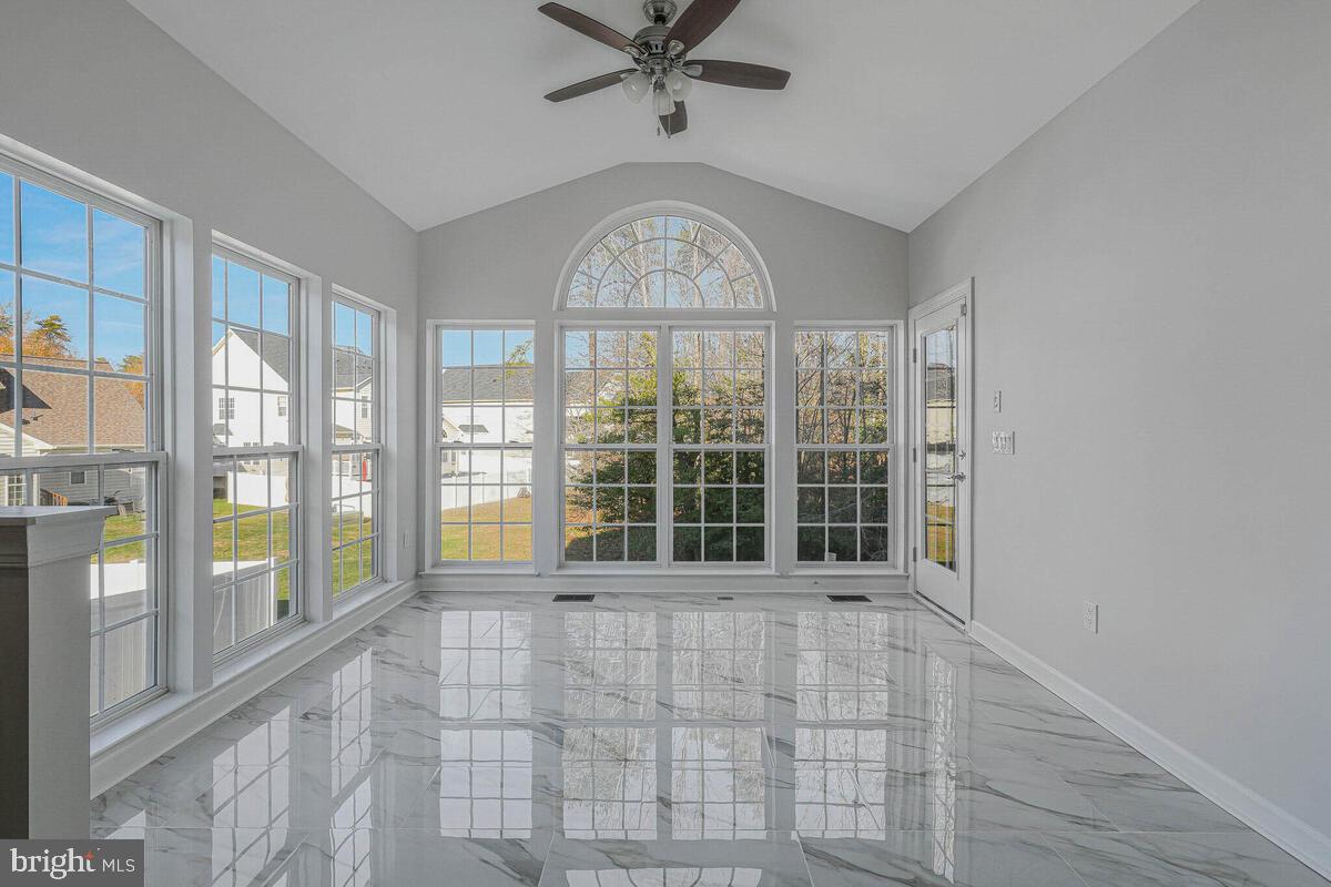 AUTUMN HILLS - Residential