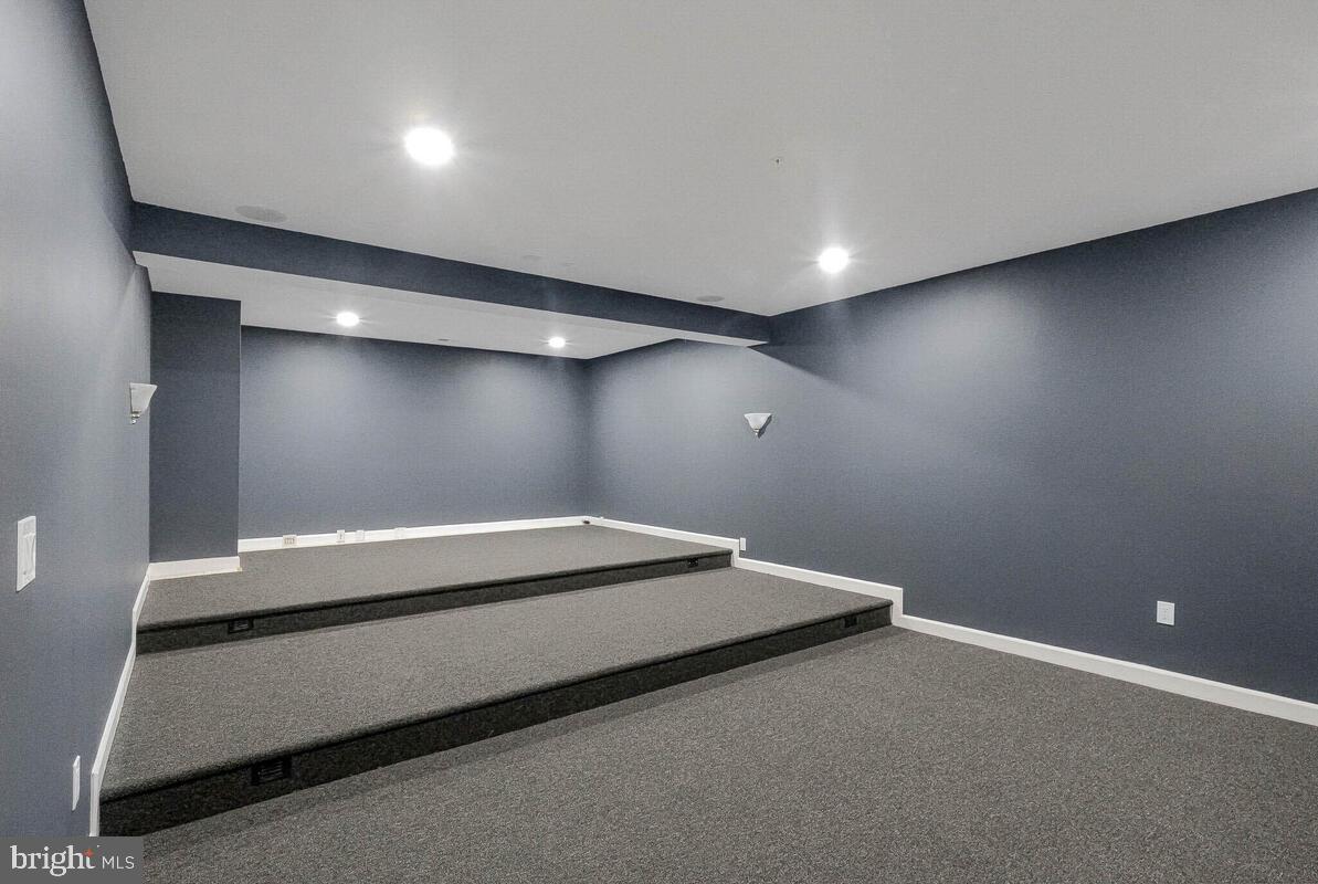 AUTUMN HILLS - Residential