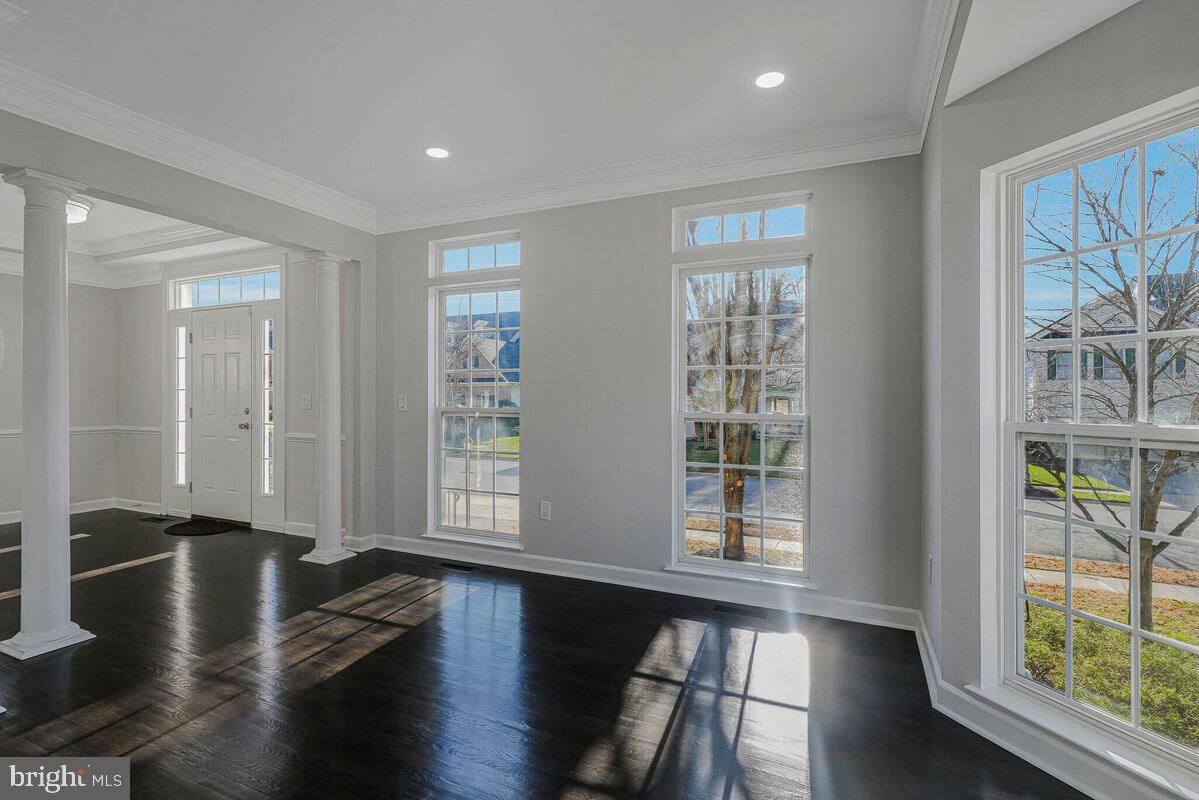 AUTUMN HILLS - Residential