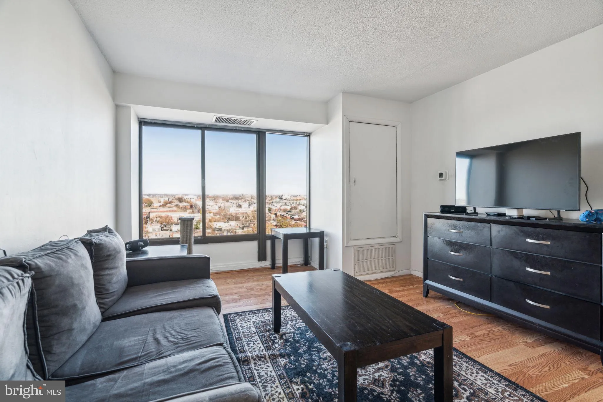 Philadelphia, Pennsylvania 19130, United States, ,1 BathroomBathrooms,Residential,Active,78734