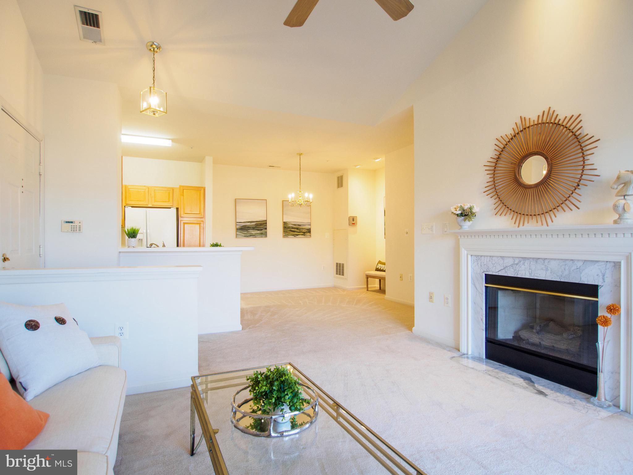 RANDOM HILLS - Residential