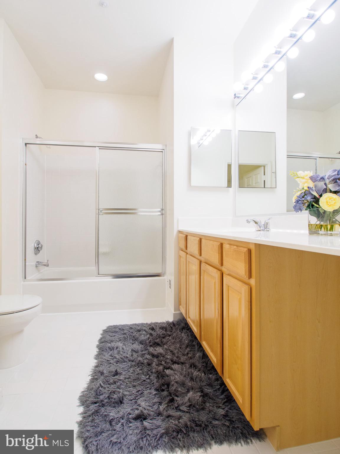 RANDOM HILLS - Residential