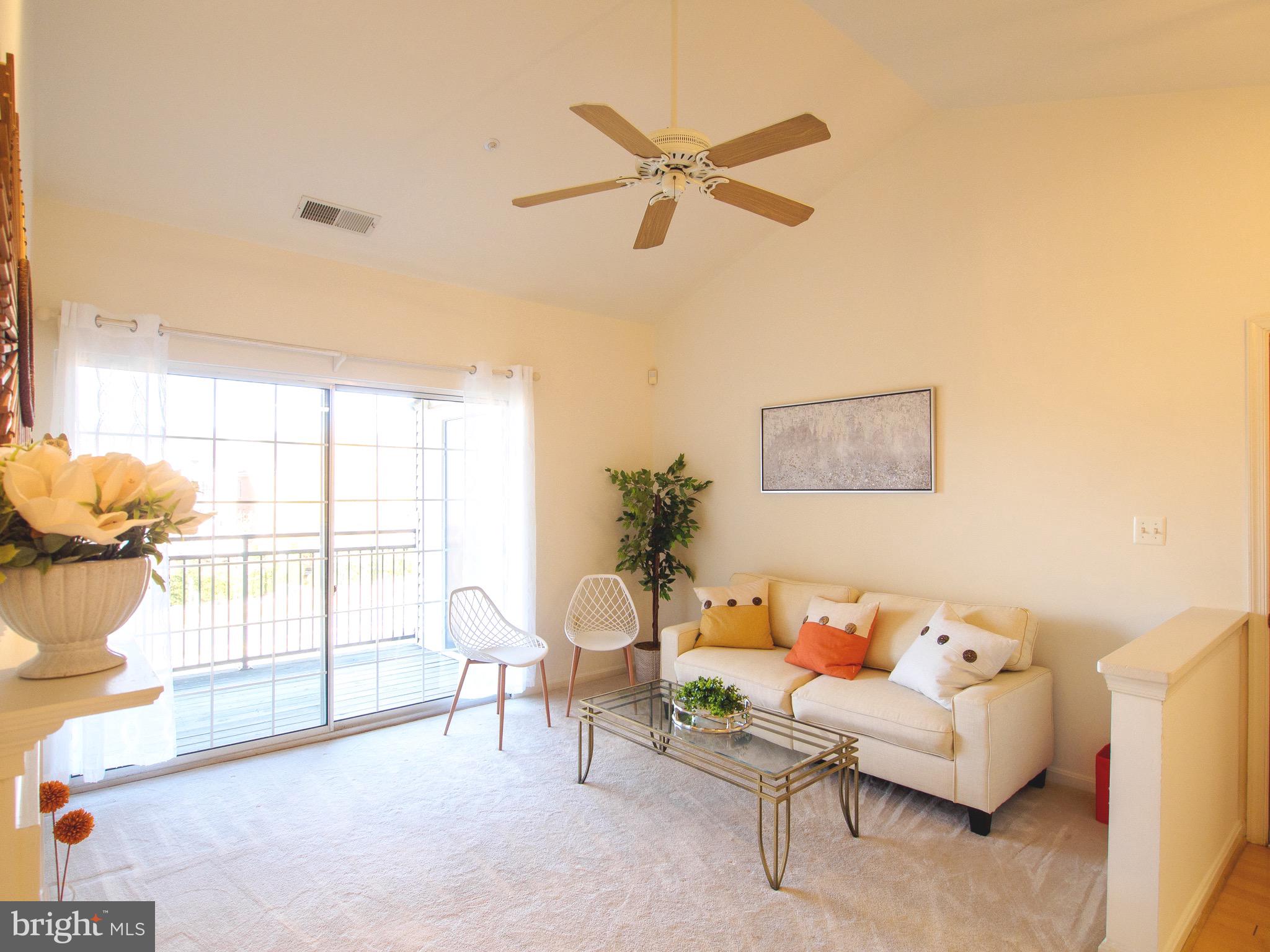 RANDOM HILLS - Residential