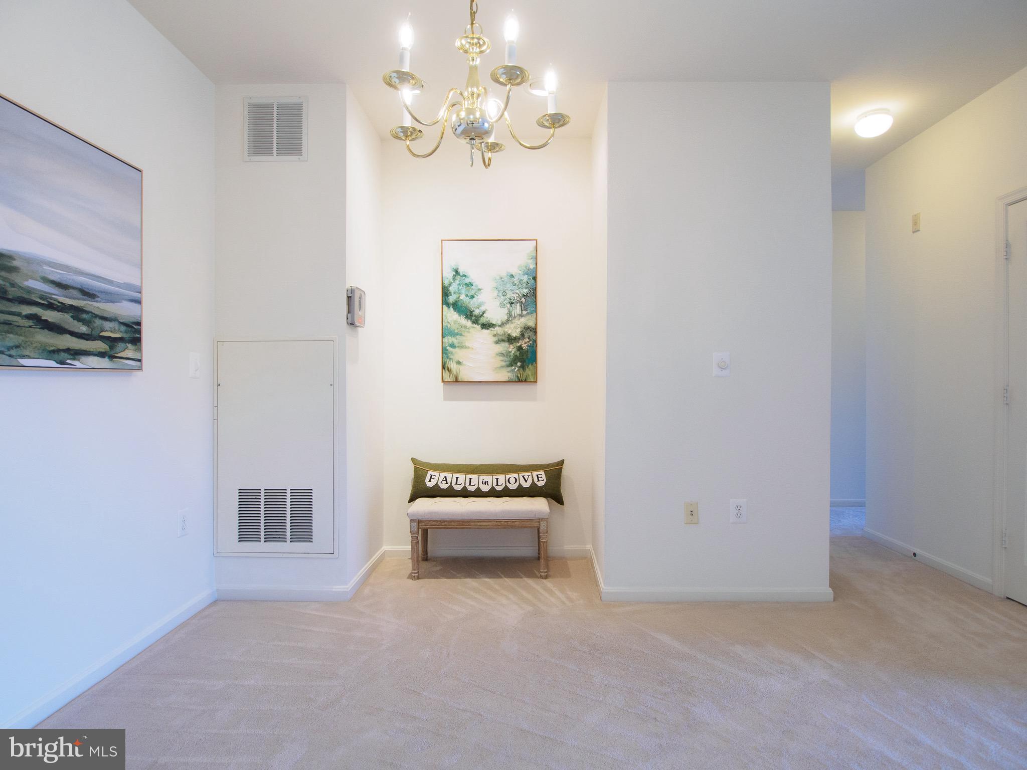 RANDOM HILLS - Residential