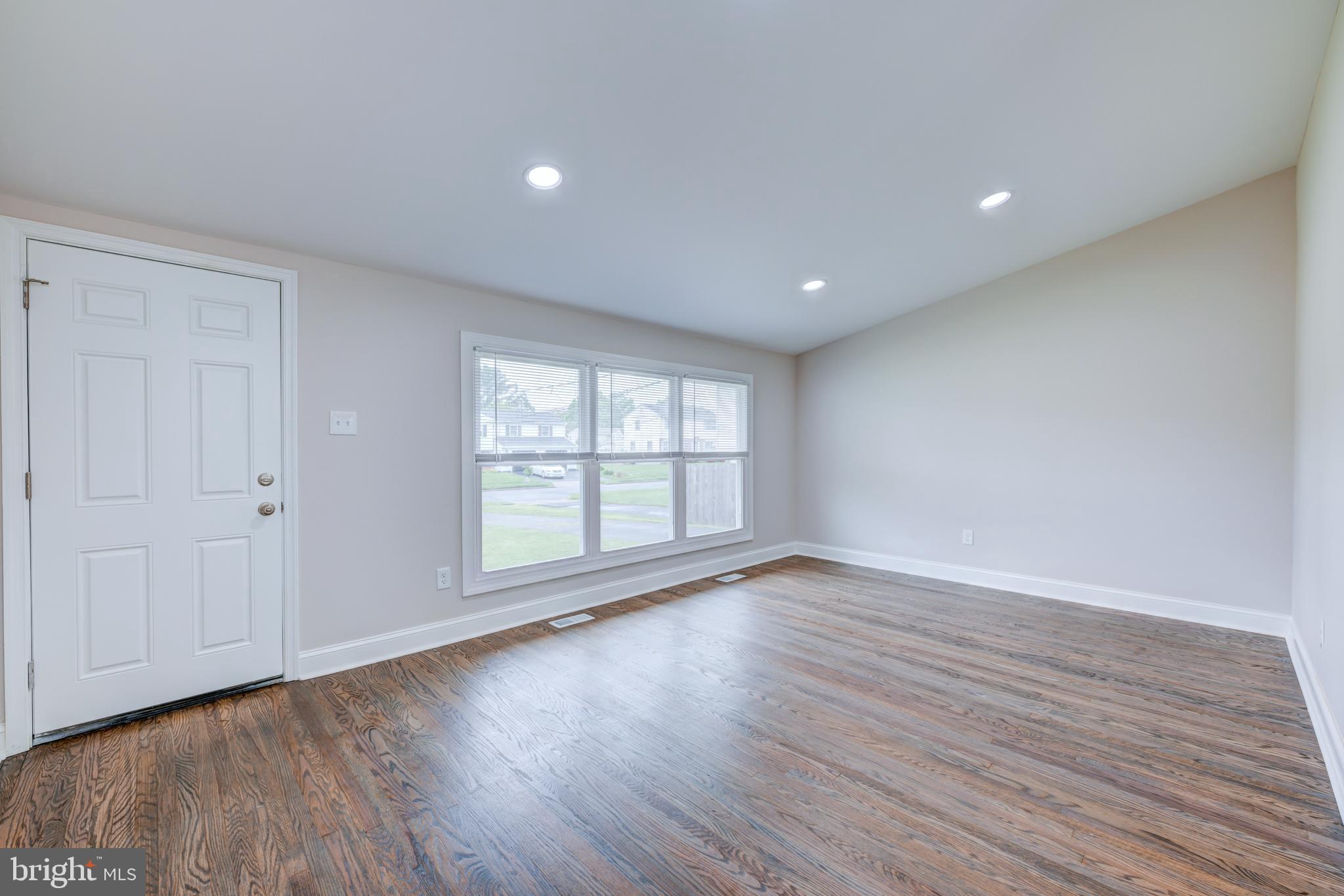 1005 JEFFREY LANE