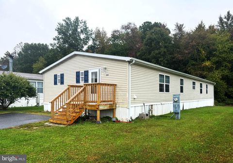 235 POCLAIN ABERDEEN MD 21001
