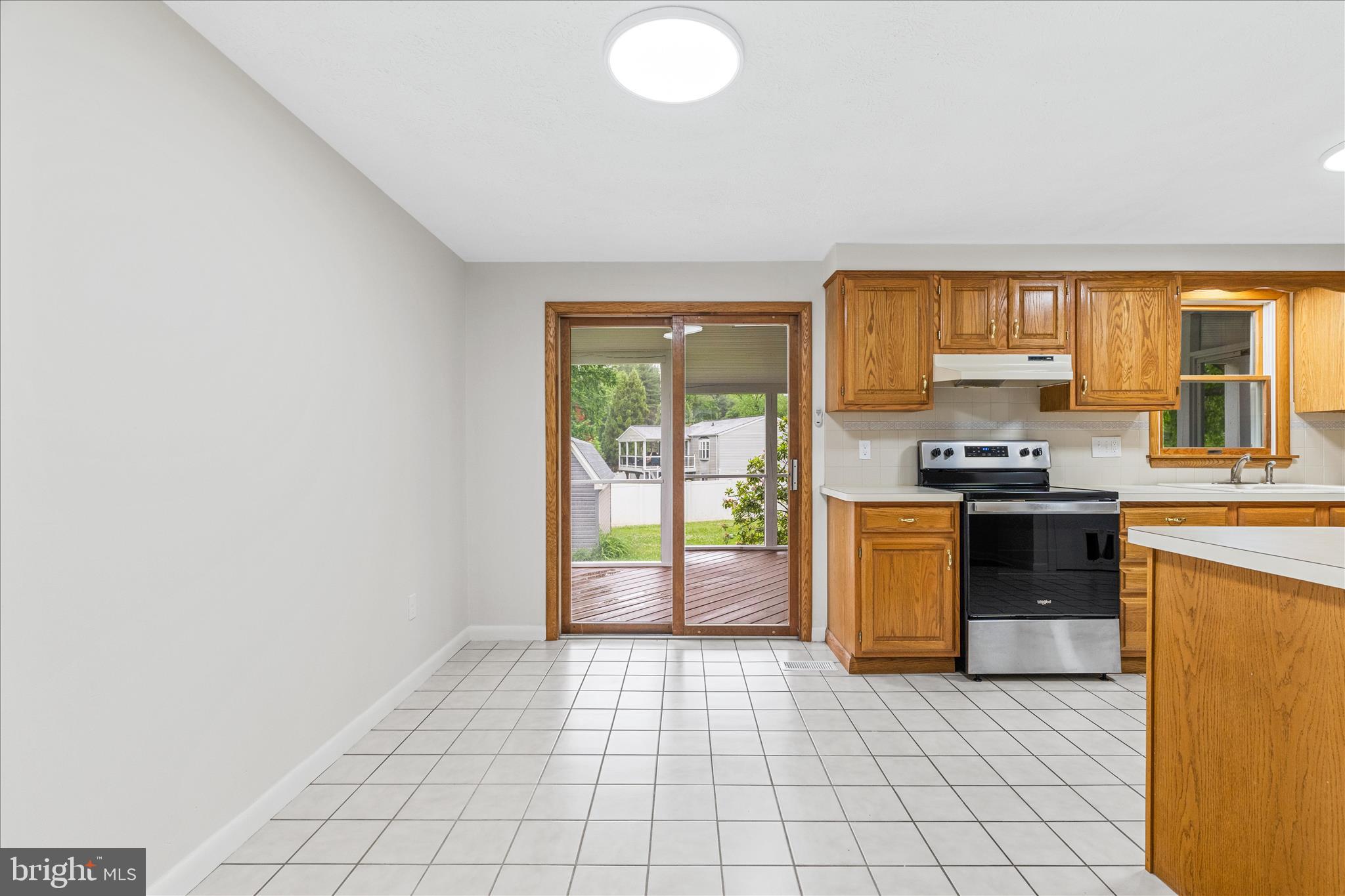FOUNTAINDALE SOUTH - Residential