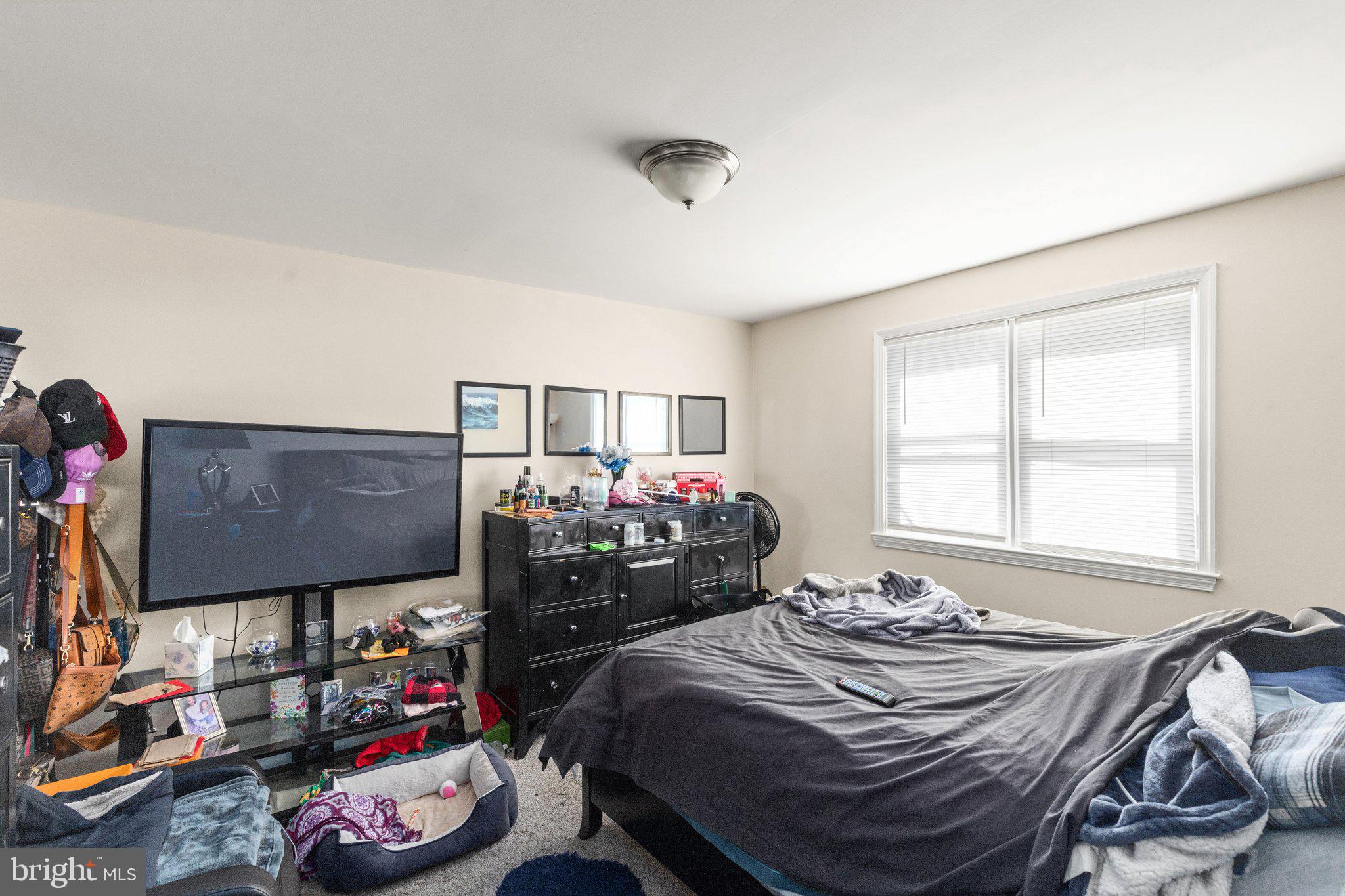 HILLENDALE - Residential