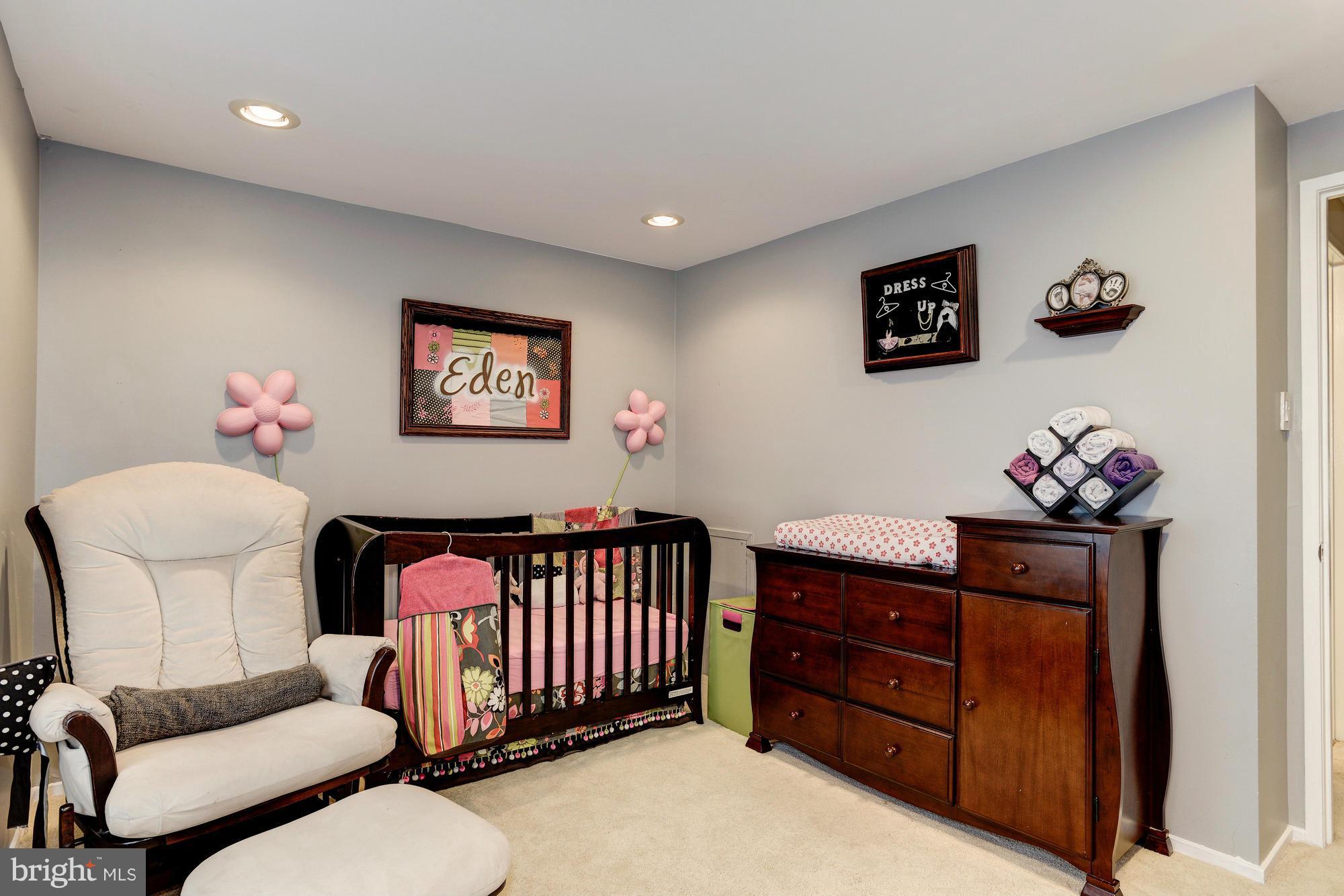 CHESTNUT HILLS - Residential