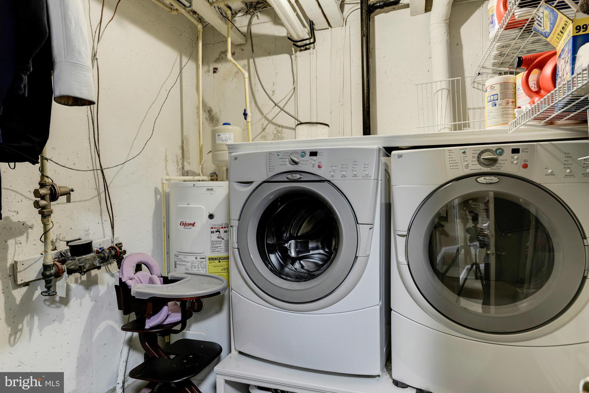 CHESTNUT HILLS - Residential