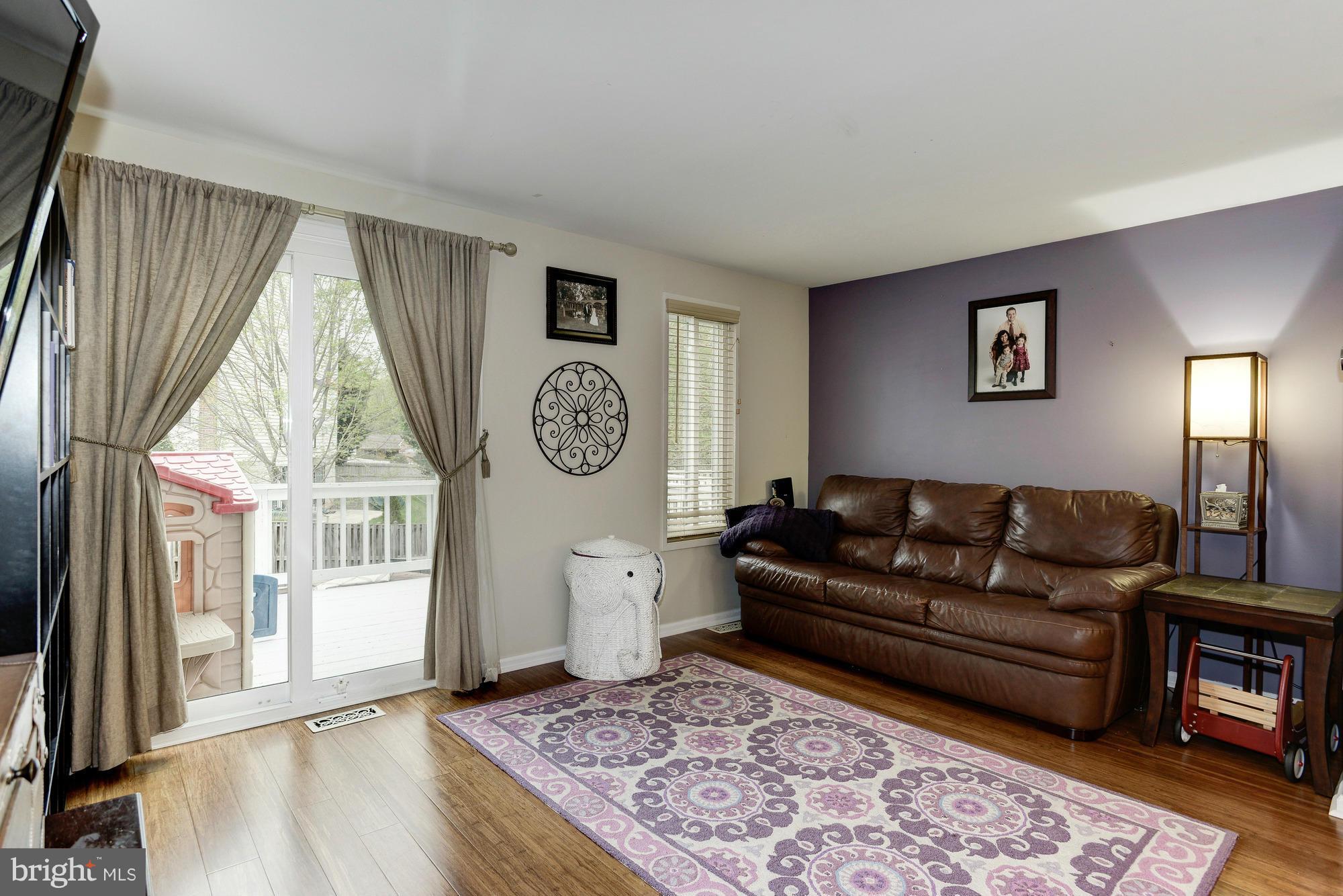 CHESTNUT HILLS - Residential