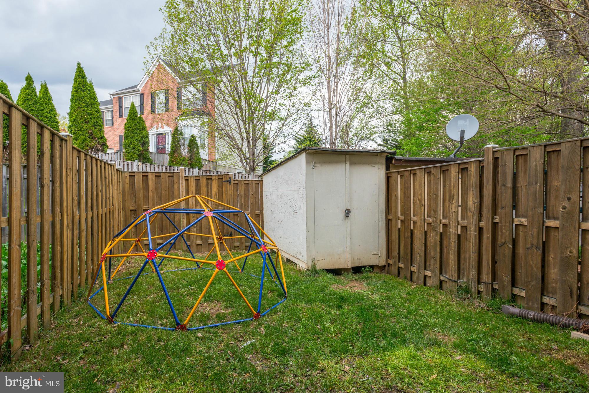 CHESTNUT HILLS - Residential