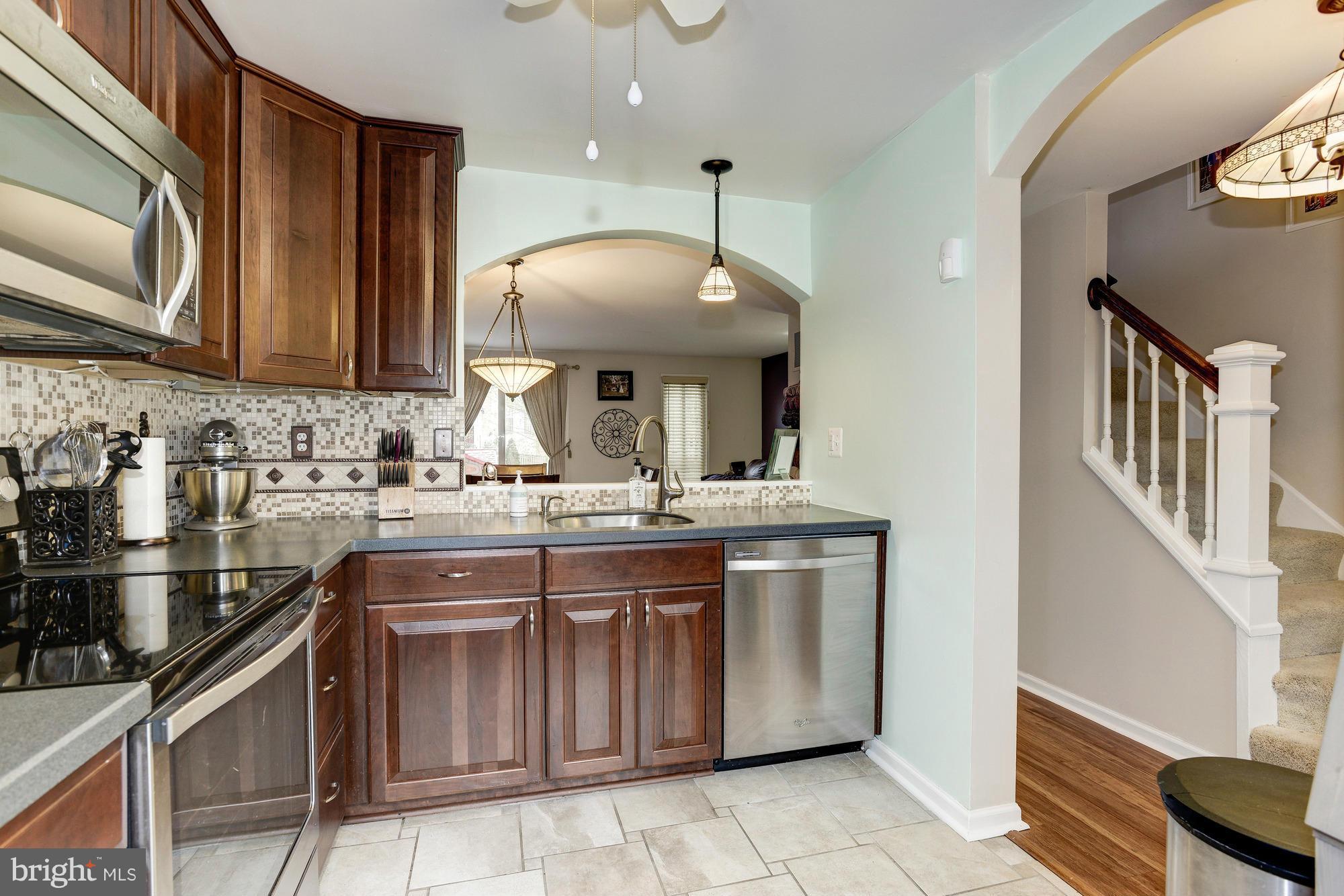 CHESTNUT HILLS - Residential