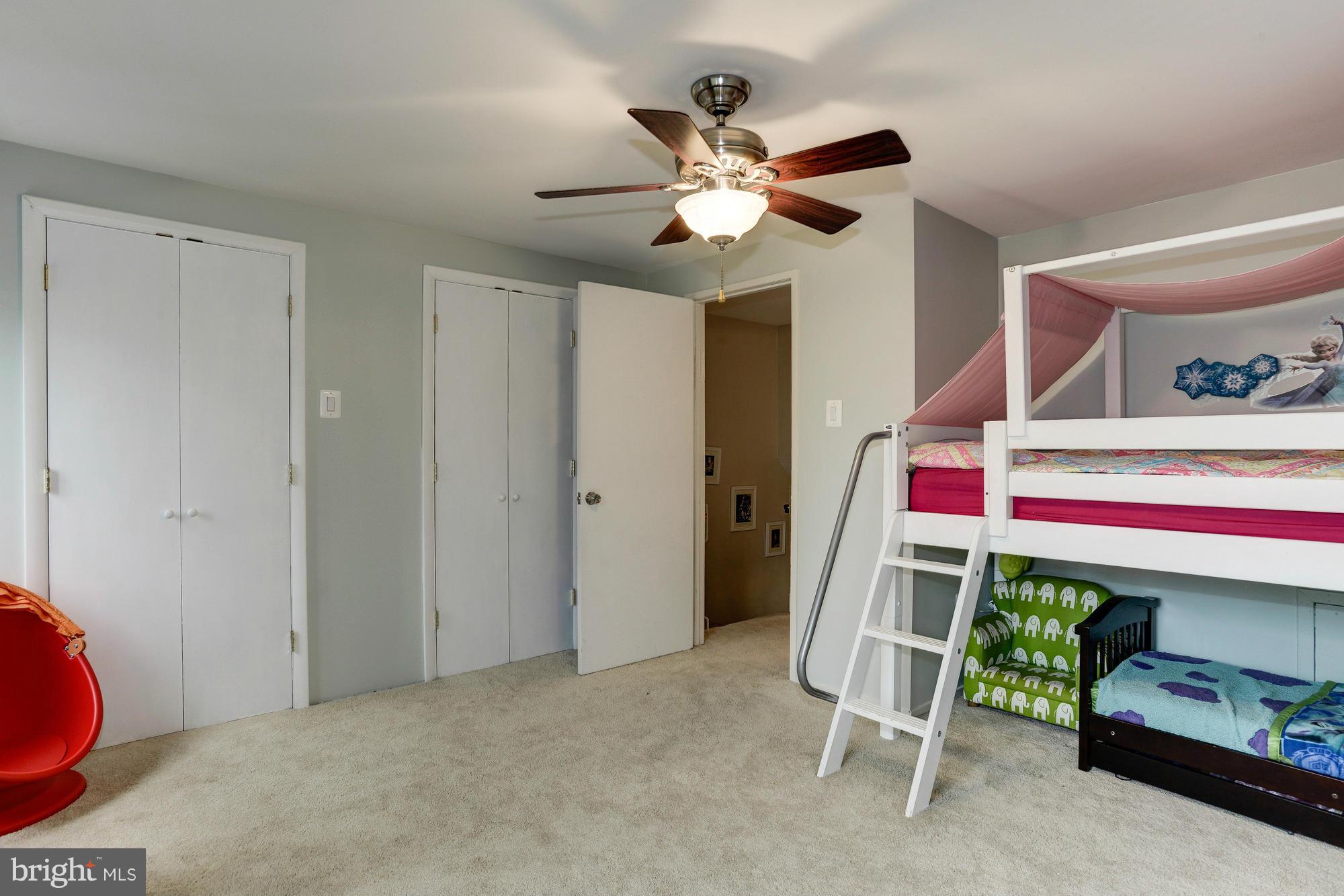 CHESTNUT HILLS - Residential