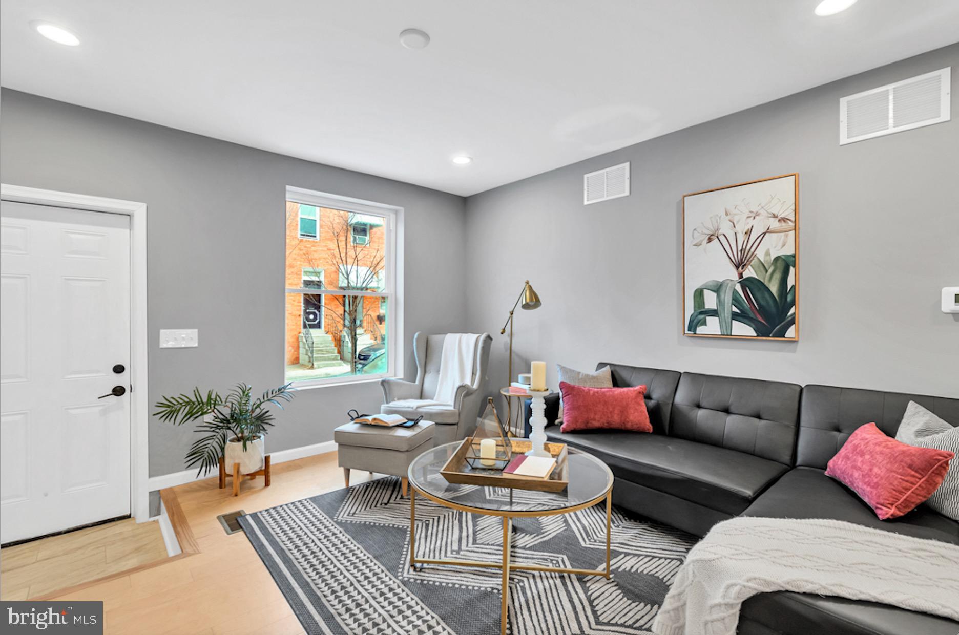BROADWAY EAST - Residential