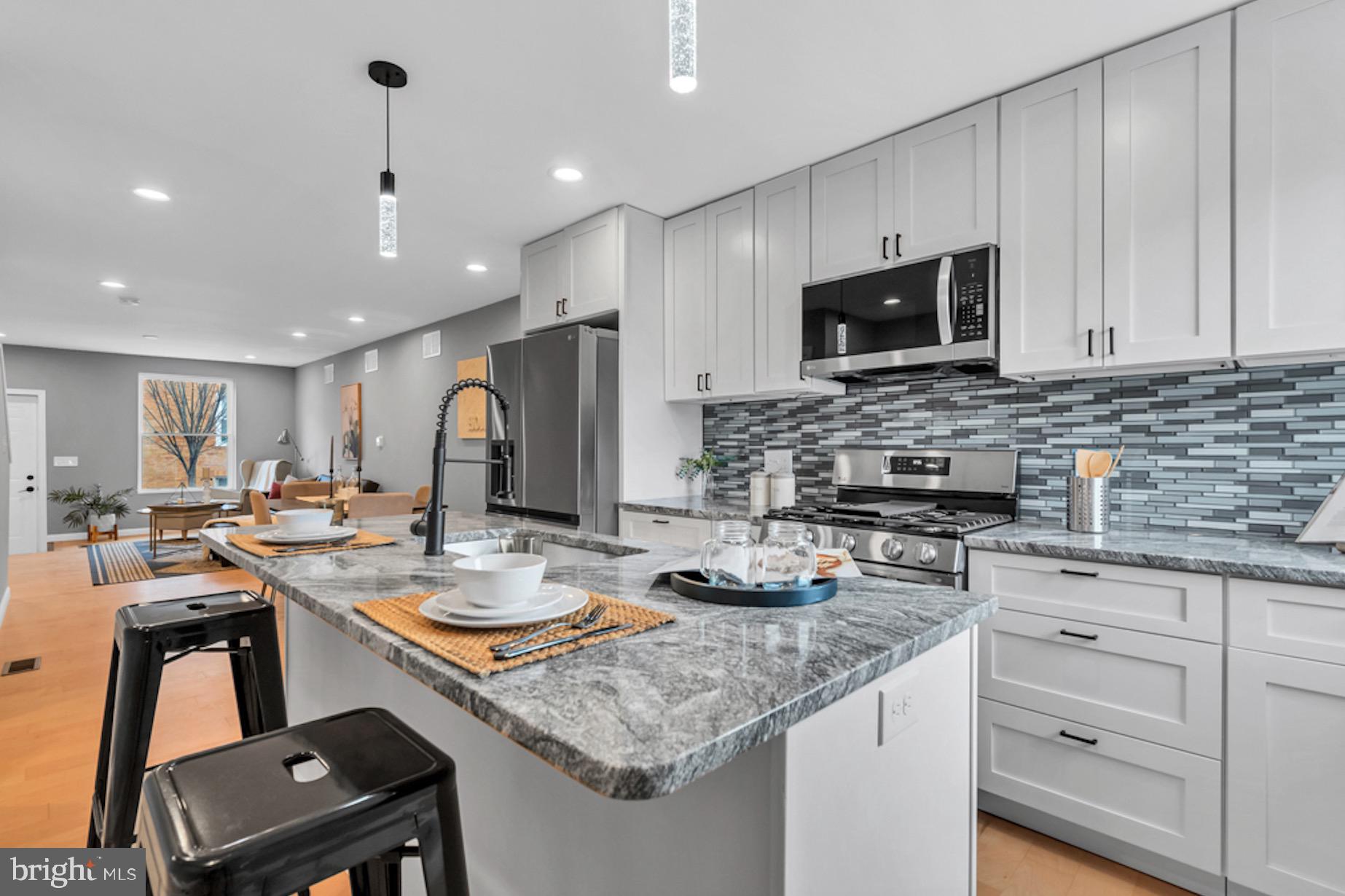 BROADWAY EAST - Residential