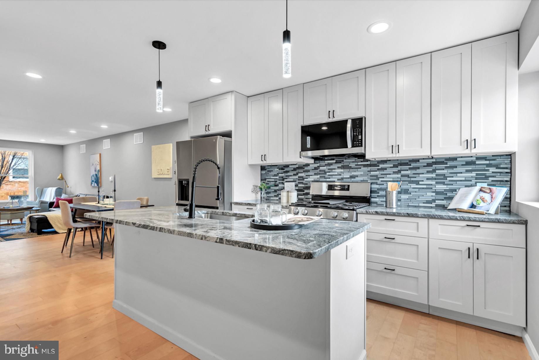 BROADWAY EAST - Residential