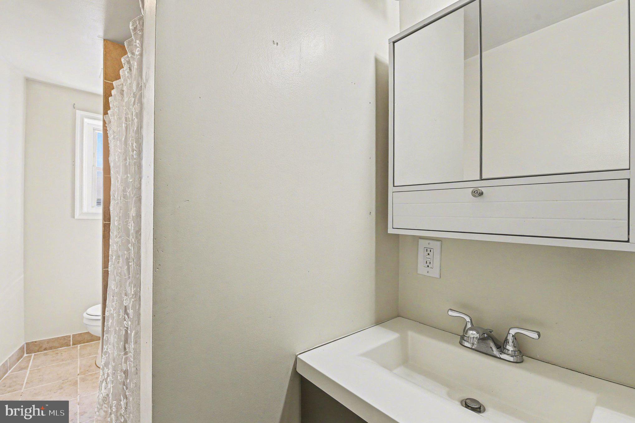 HAMPDEN HISTORIC DISTRICT - Residential