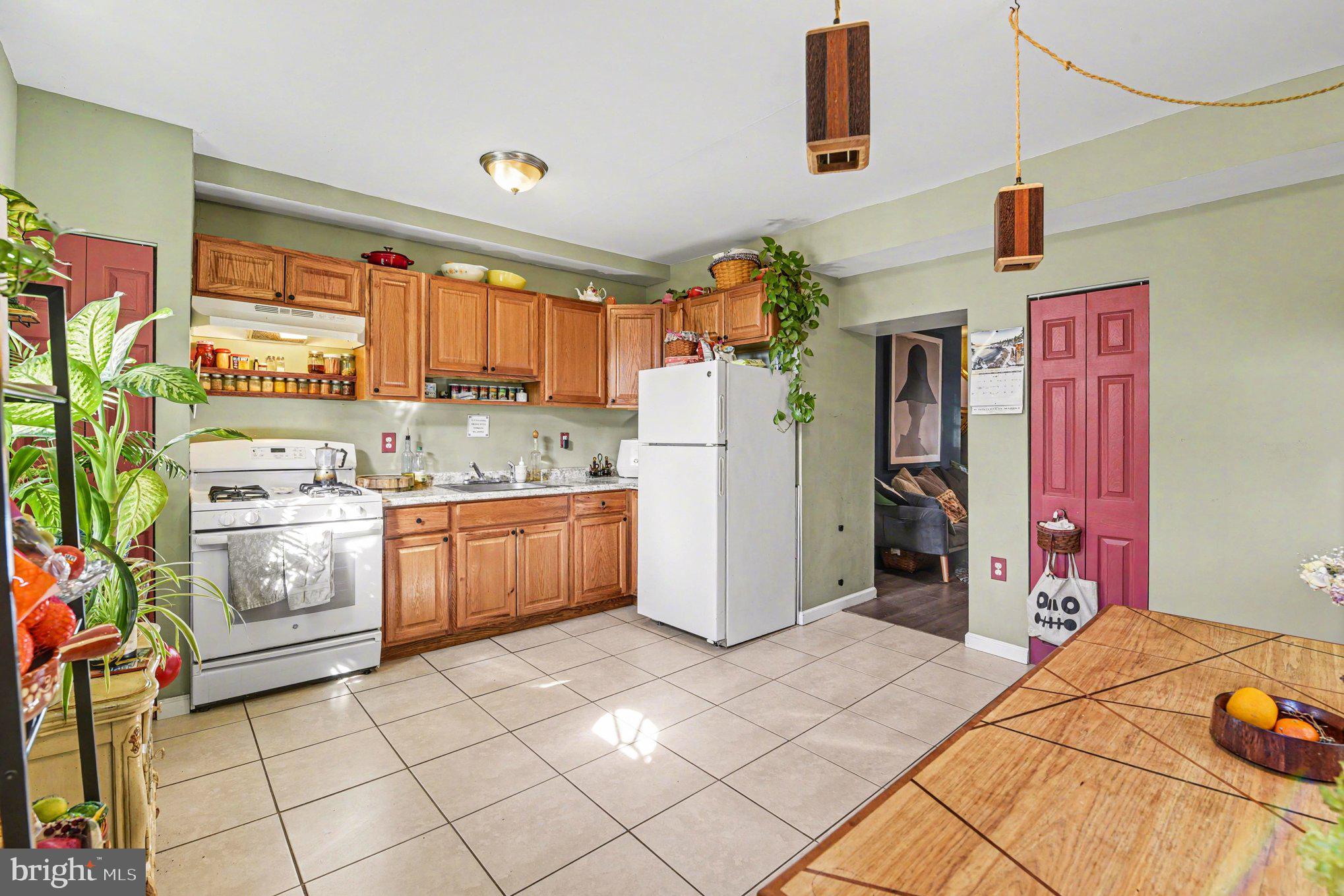 HAMPDEN HISTORIC DISTRICT - Residential