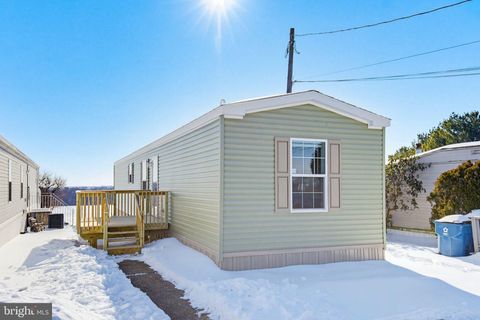 7 HIGHLAND COURT ROAD 7 PARKESBURG PA 19365