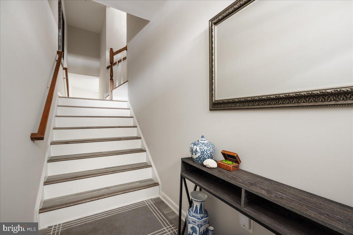 RIVER POINTE - Residential