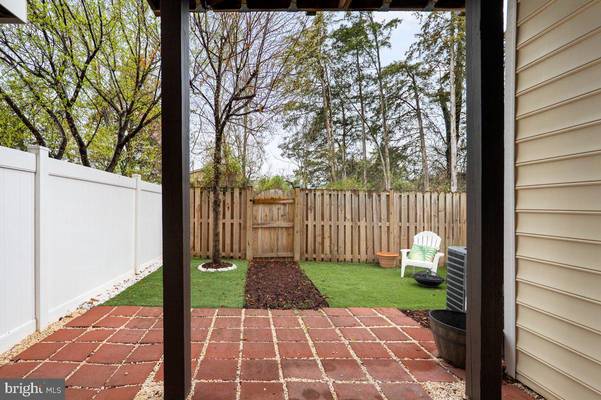 RIVER POINTE - Residential