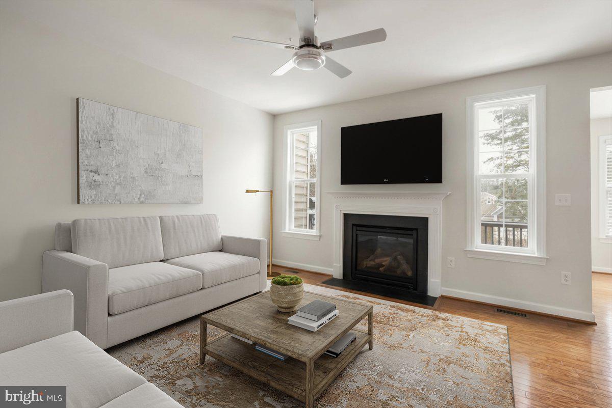 RIVER POINTE - Residential