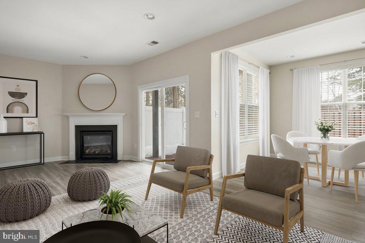 RIVER POINTE - Residential