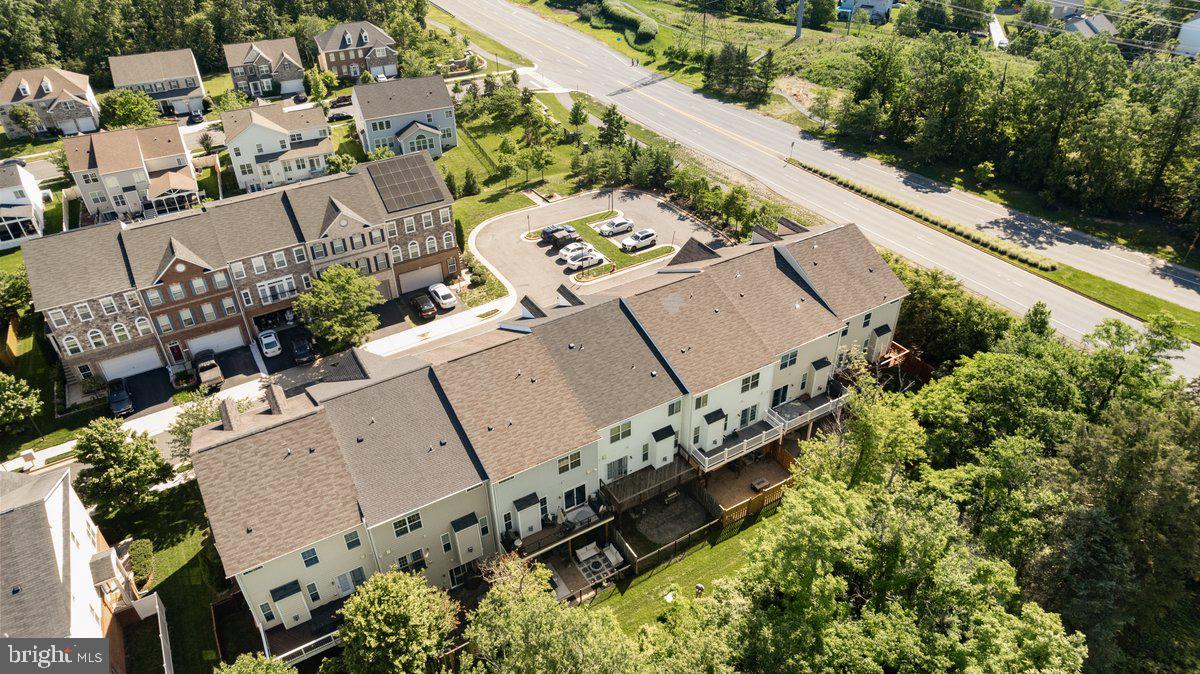 RIVER POINTE - Residential